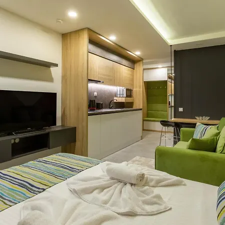 Inter Apartment